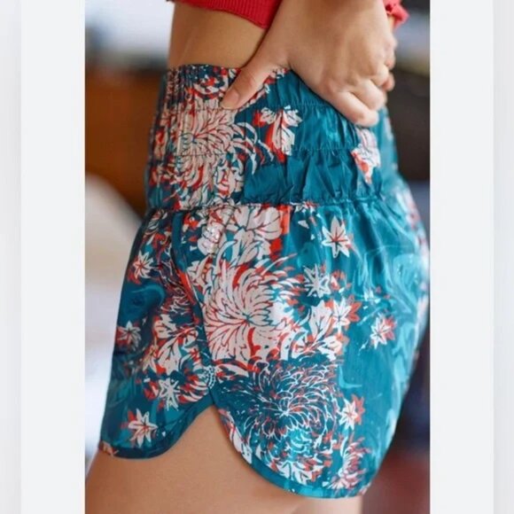 FP Free People Movement Women's The Way Home Shorts Floral Print Size Small - Picture 3 of 4